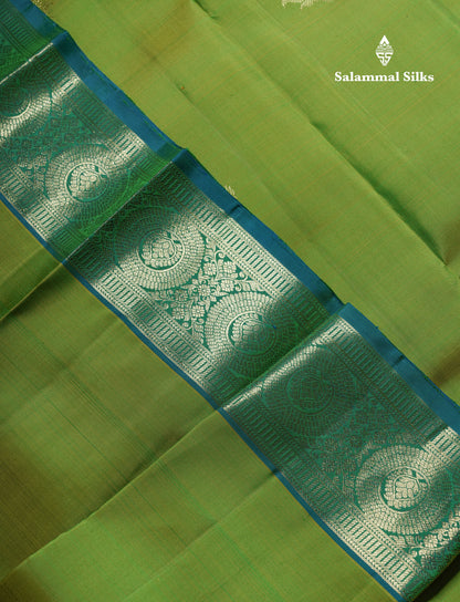 Dual Tone Parrot Green Pure Kanjivaram Silk Saree With Contrast Sapphire Green Long Border