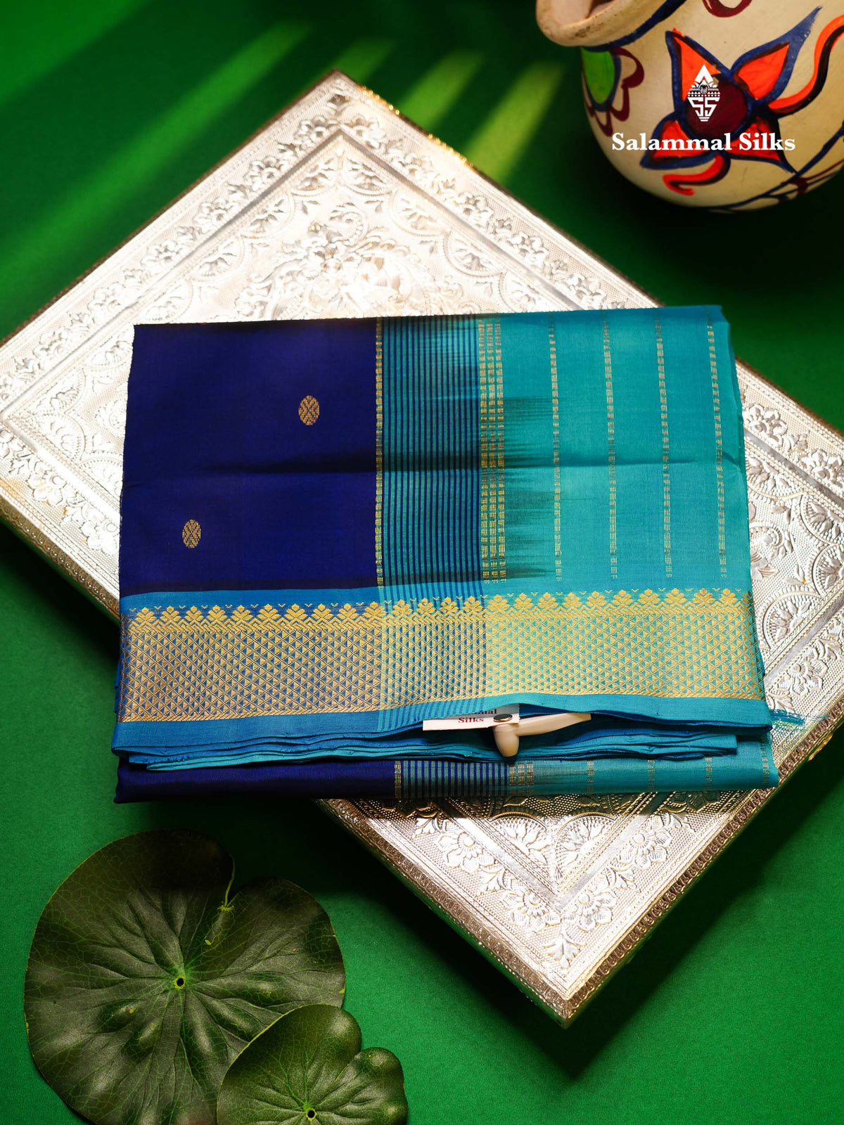 Beautiful Navy Blue Chakaram Zari Butta Pure Silk Cotton Saree With Contrast Anandha Blue Traditional Border