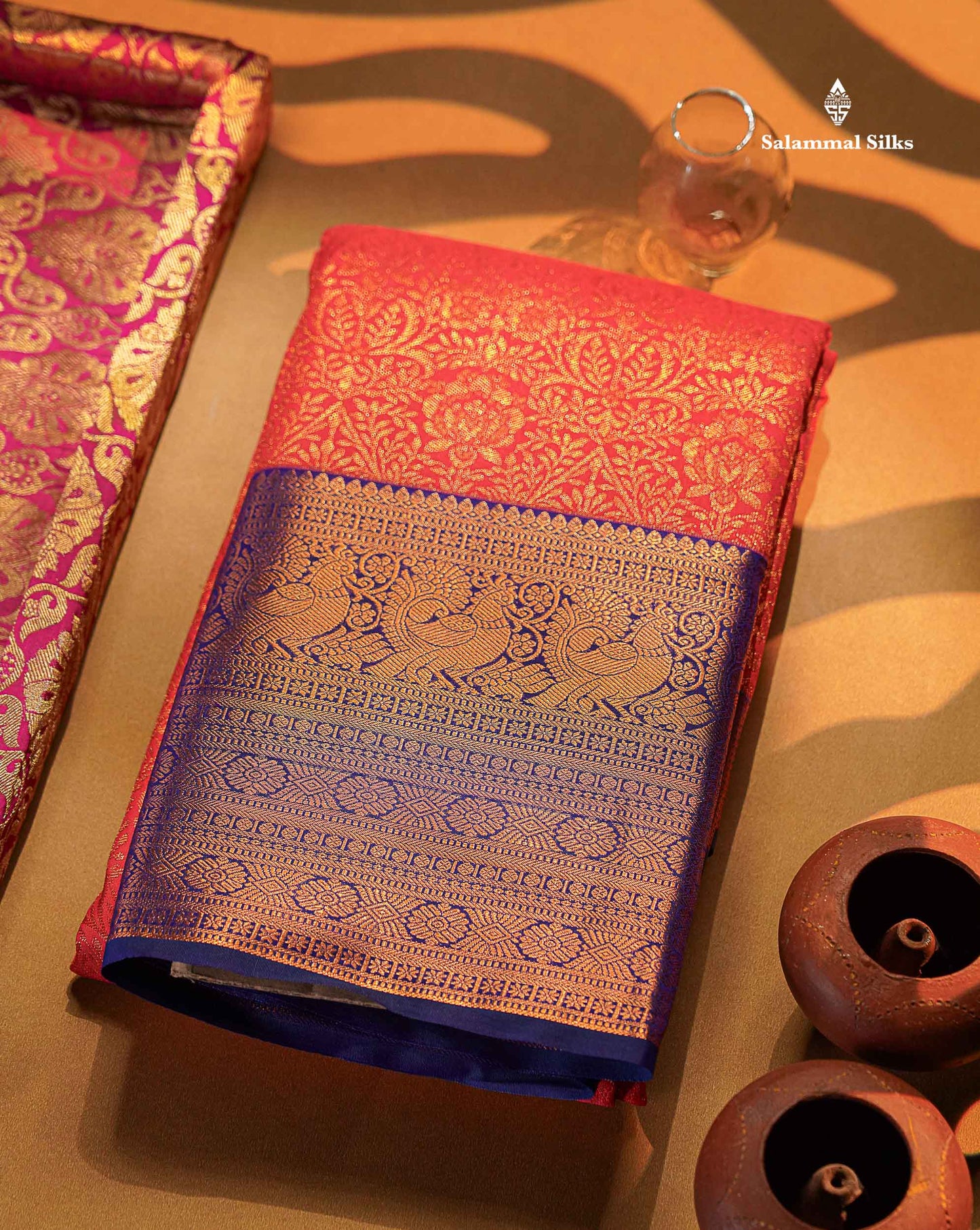 Beautiful Dual Tone Peach Orange Bridal Semi Silk Saree With Contrast Navy Blue Traditional Evening Morning Border