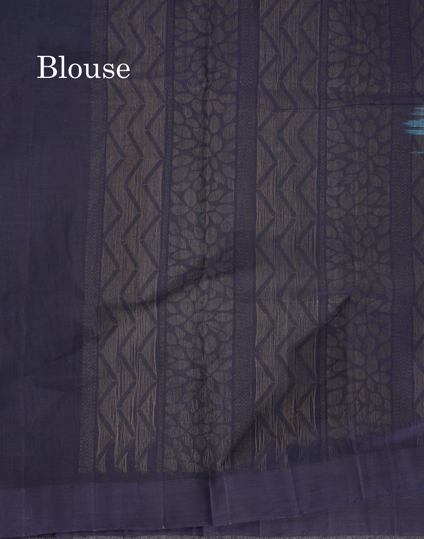 Beautiful Ramar Blue Thread Work Butta Handloom Pure Cotton Saree With Contrast Navy Blue Blouse