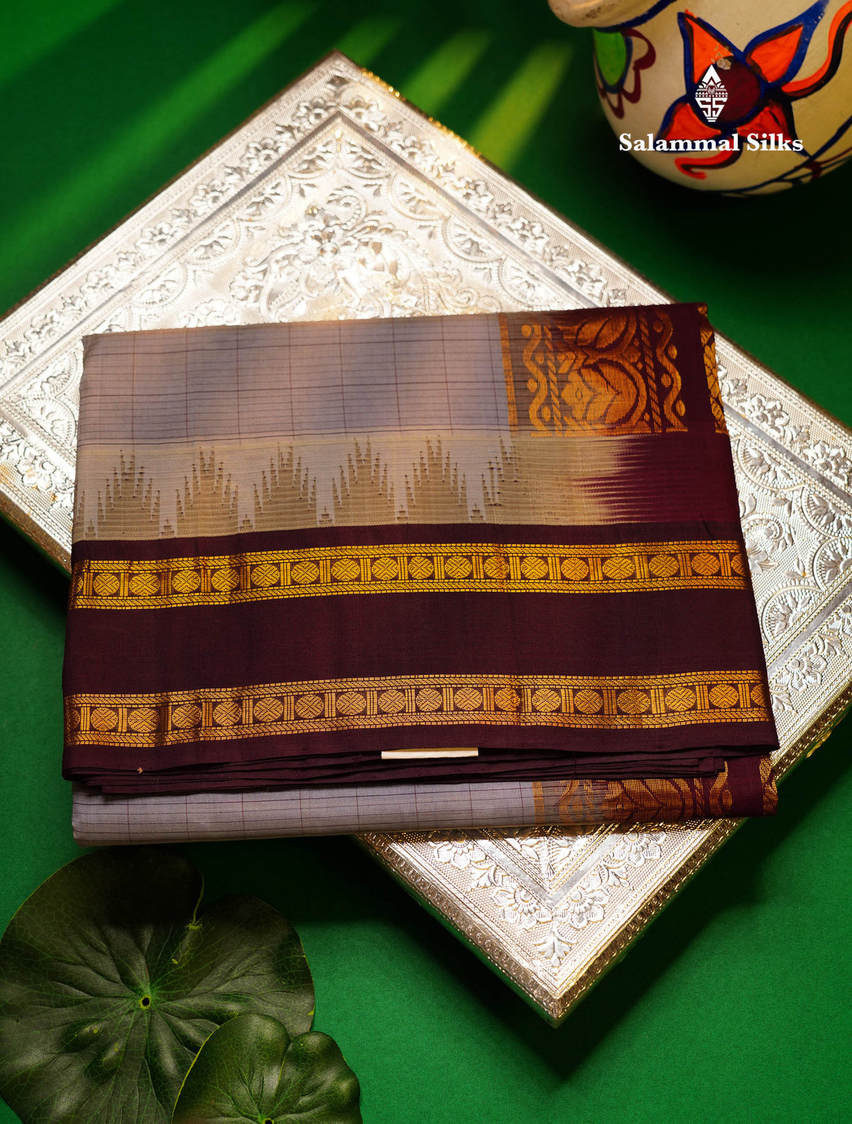Beautiful Light Grey Pure Silk Cotton Saree With Contrast Dark Purple Traditional Rettapet Border