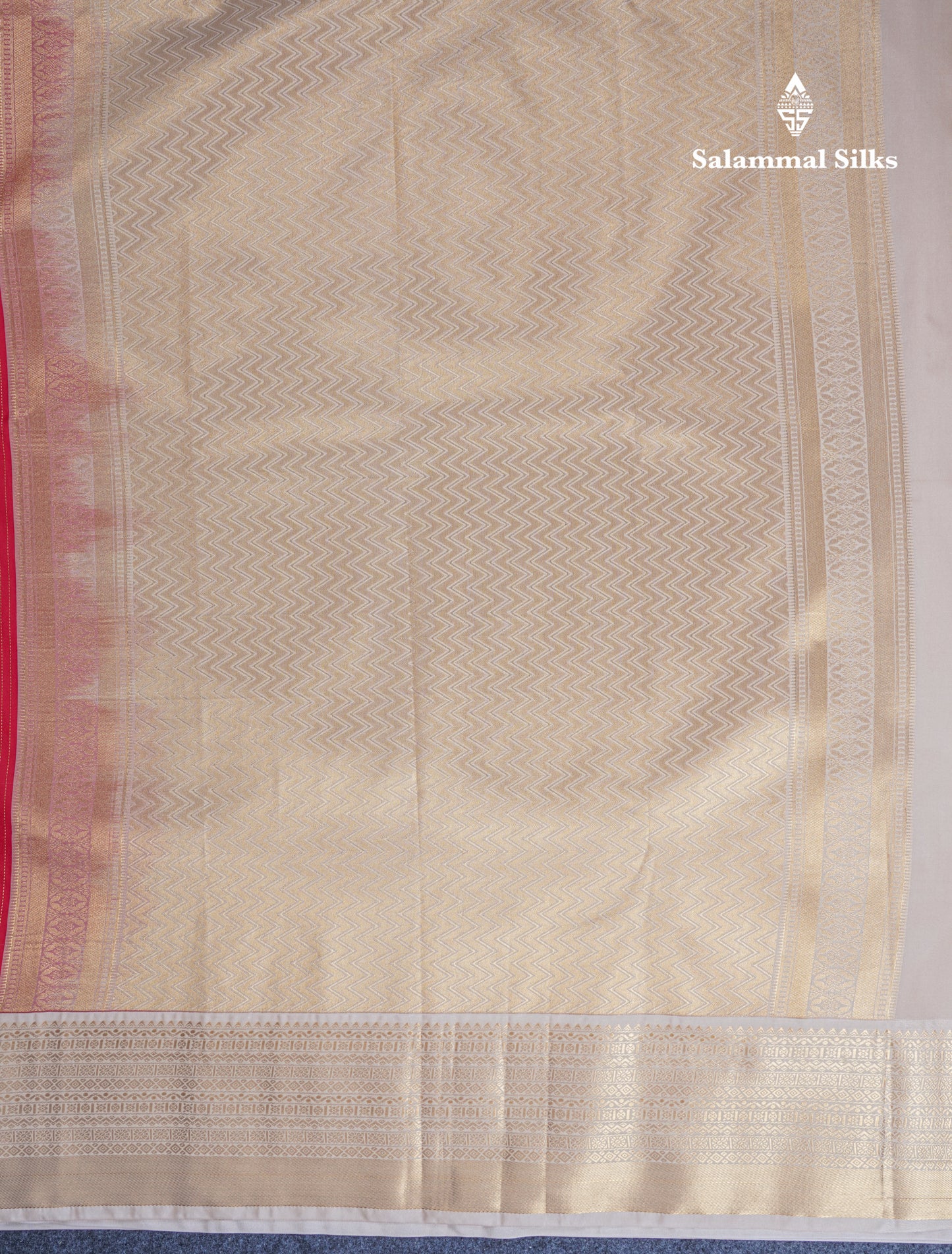 Dual Tone Reddish Maroon Semi Silk Saree With Contrast Beige Border