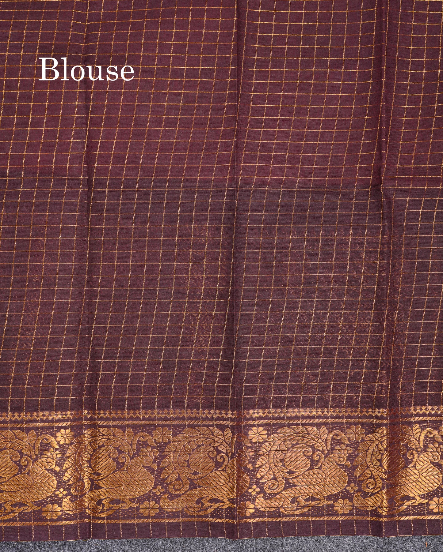 Beautiful Half White Plain Sungudi Cotton Saree With Contrast Bottle Green Traditional Long Border