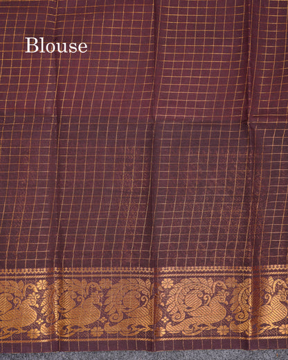 Beautiful Half White Plain Sungudi Cotton Saree With Contrast Bottle Green Traditional Long Border