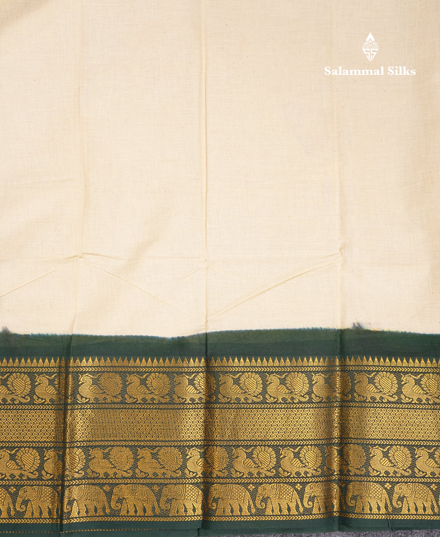 Beautiful Half White Plain Sungudi Cotton Saree With Contrast Bottle Green Traditional Long Border