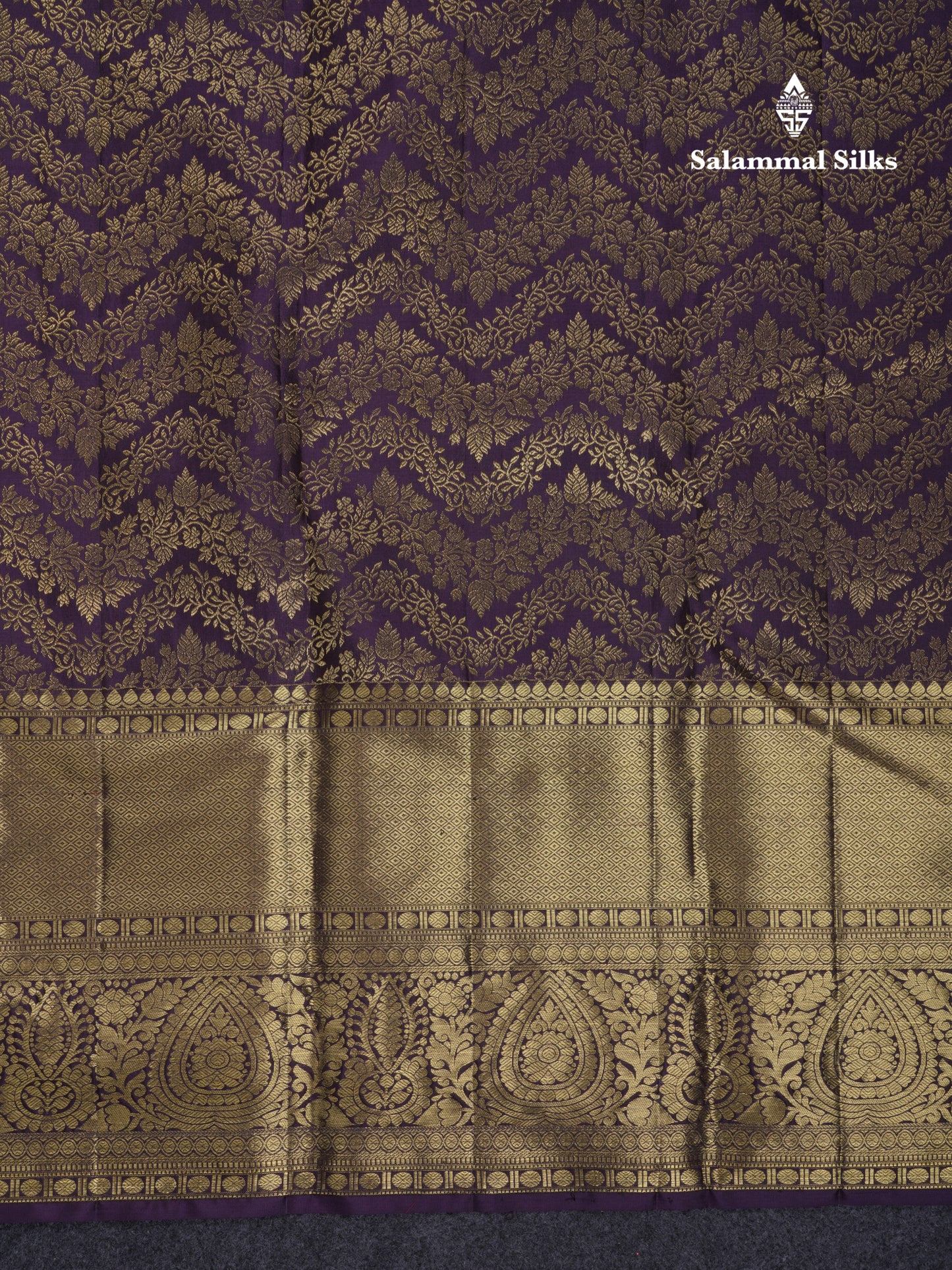 Beautiful Dark Purple Bridal Pure Kanjivaram Silk Saree With Traditional Evening Morning Border