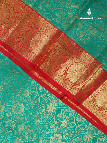 Beautiful Sapphire Green Bridal Pure Kanjivaram Silk Saree With Contrast Chilly Red Traditional Evening Morning Border