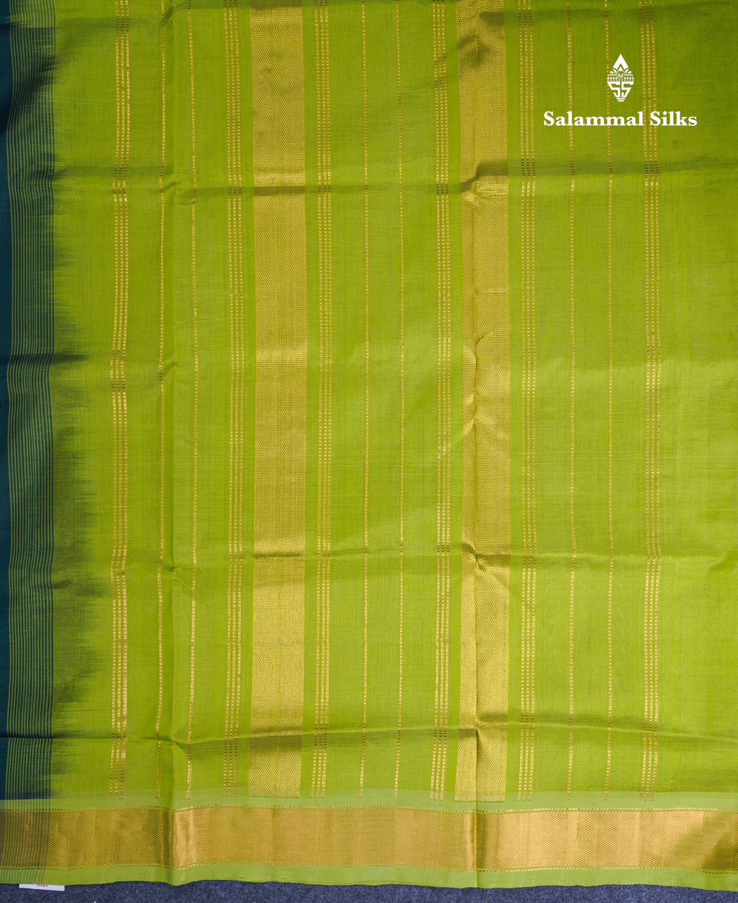 Bottle Green Plain Pure Silk Cotton Saree With Contrast Parrot Green Blouse