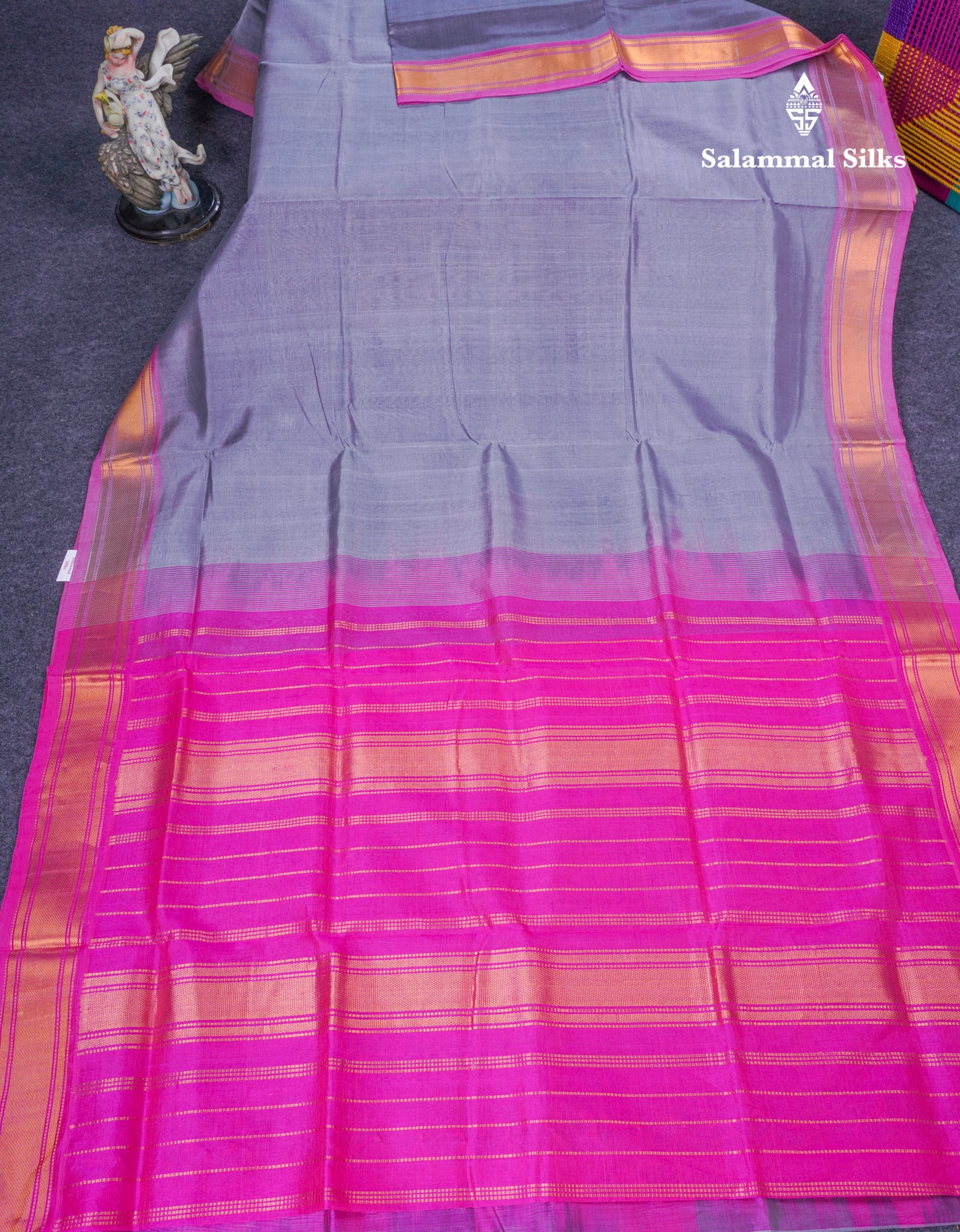 Grey Plain Pure Silk Cotton Saree With Contrast Magenta Pink Blouse
