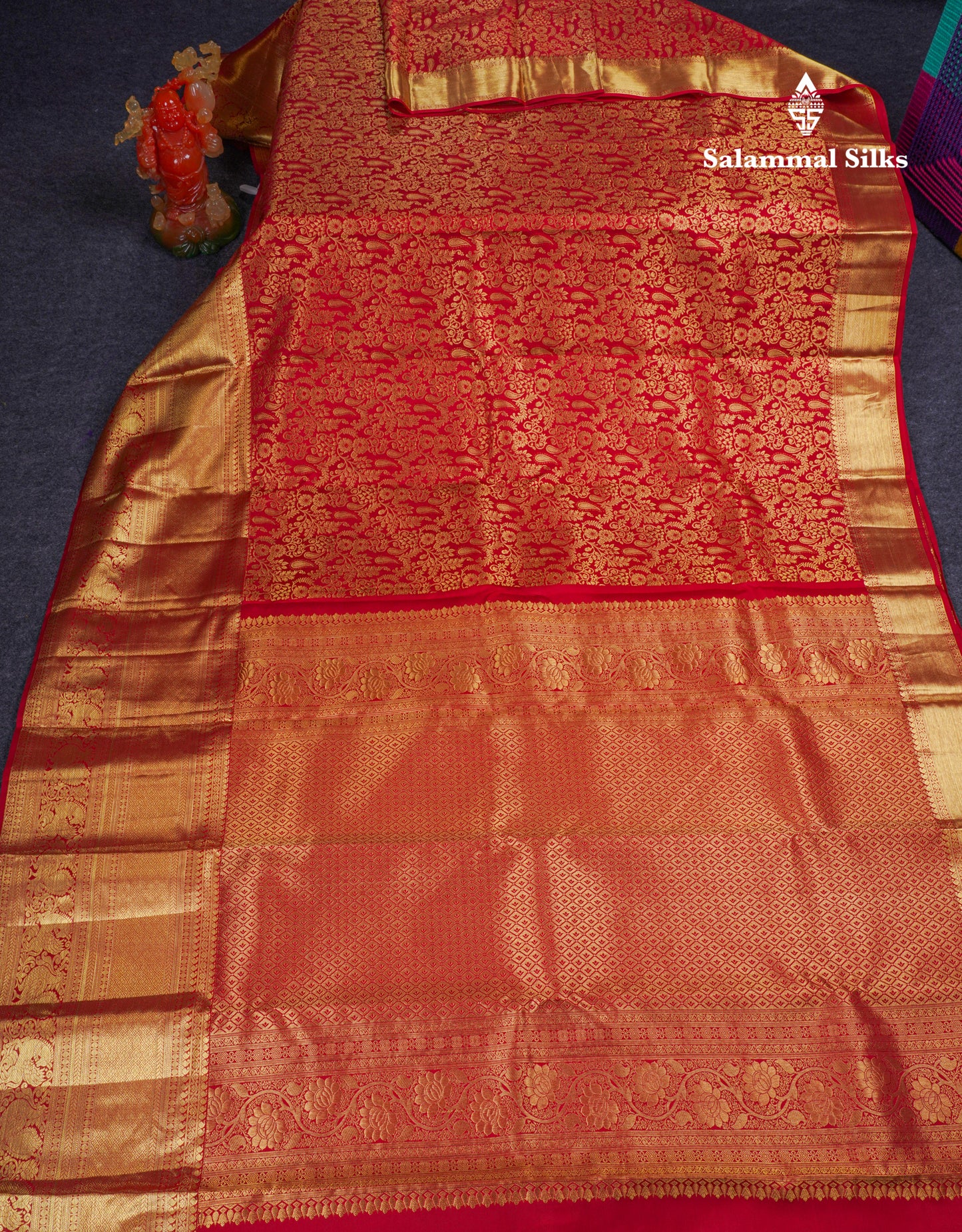 Beautiful Chilly Red Bridal Pure Kanjivaram Silk Saree With Traditional Evening Morning Border
