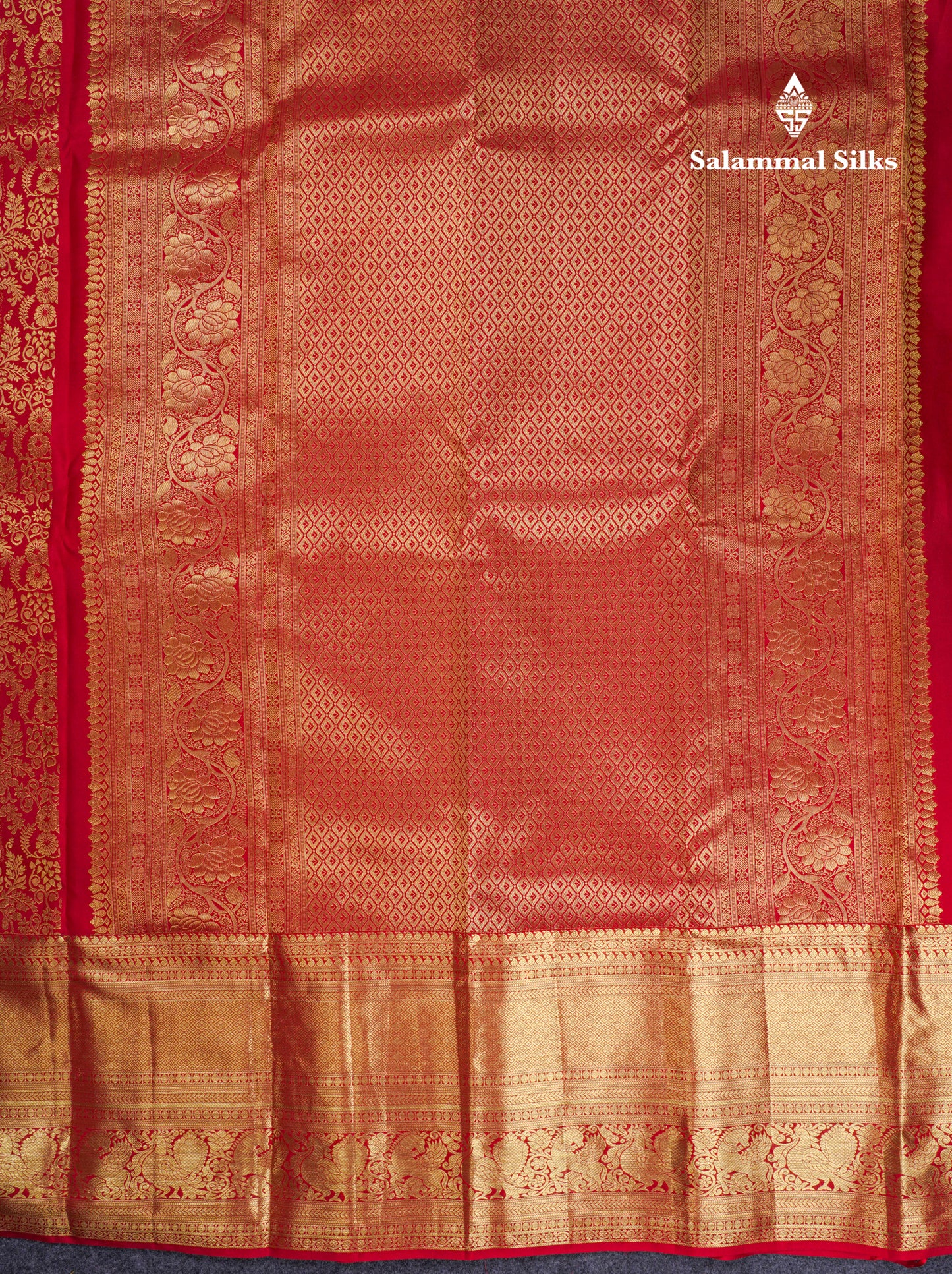Beautiful Chilly Red Bridal Pure Kanjivaram Silk Saree With Traditional Evening Morning Border