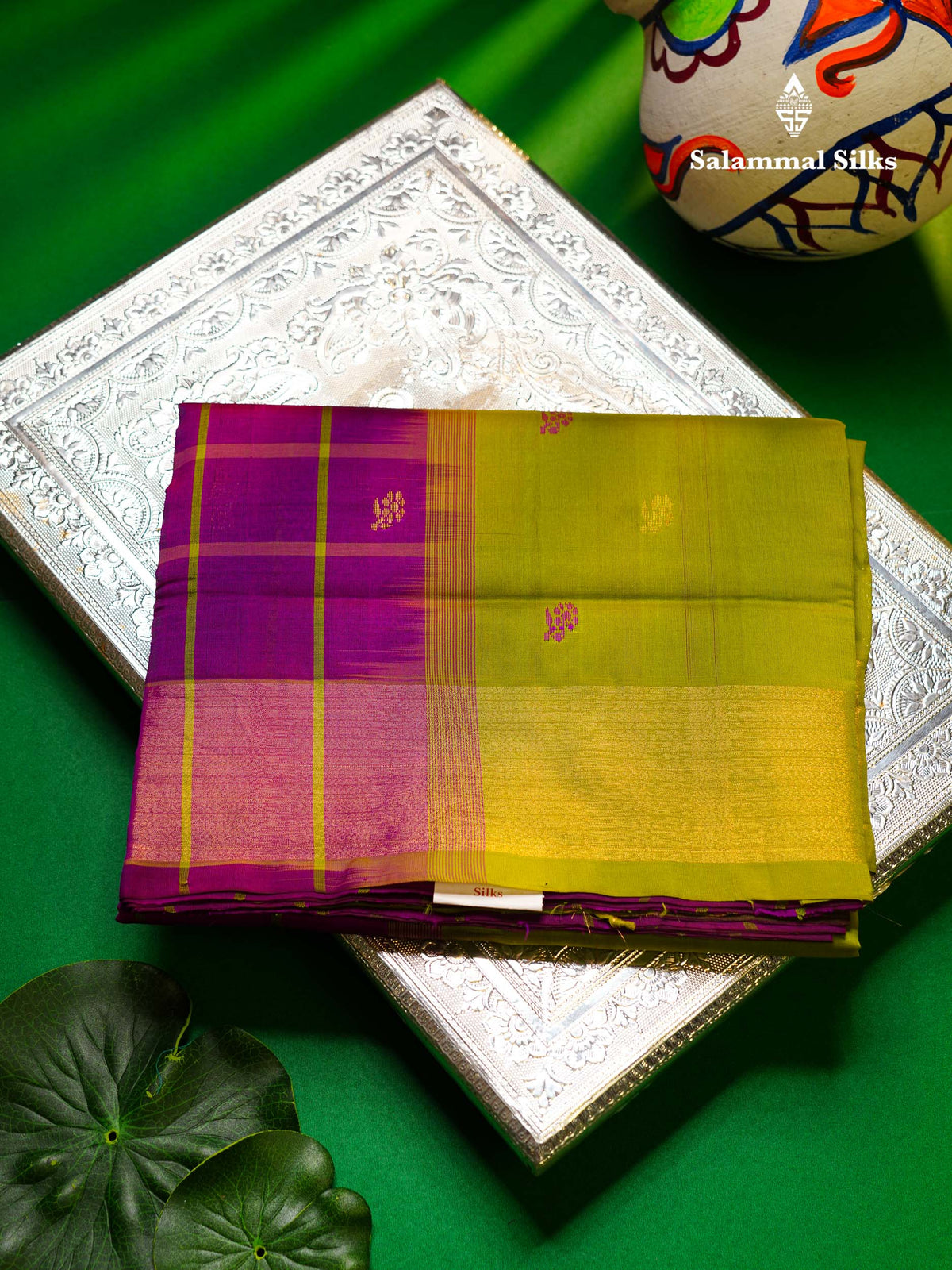 Beautiful Vadamalli Checks Semi Silk Cotton Saree With Contrast Parrot Green Blouse