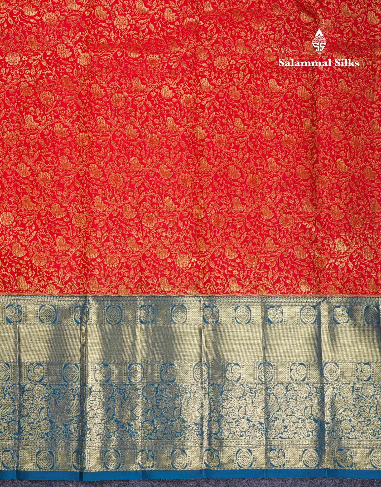 Beautiful Chilly Red Bridal Pure Kanjivaram Silk Saree With Contrast Peacock Blue Evening Morning Border