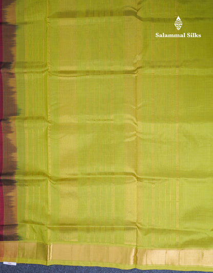 Dark Maroon Plain Pure Silk Cotton Saree With Contrast Parrot Green Blouse