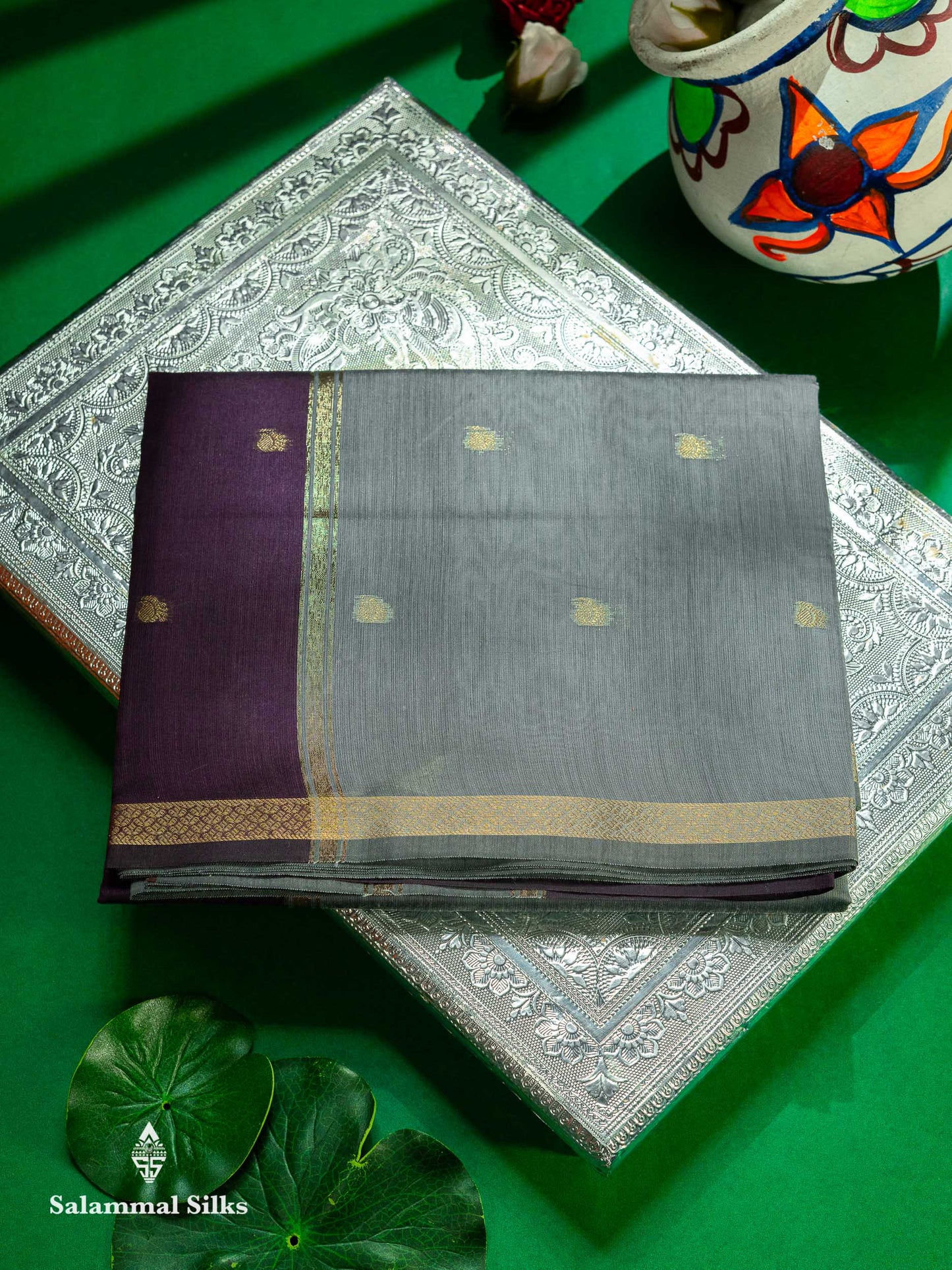 Beautiful Cream Grey Maheshwar Cotton Saree With Contrast Pink Blouse