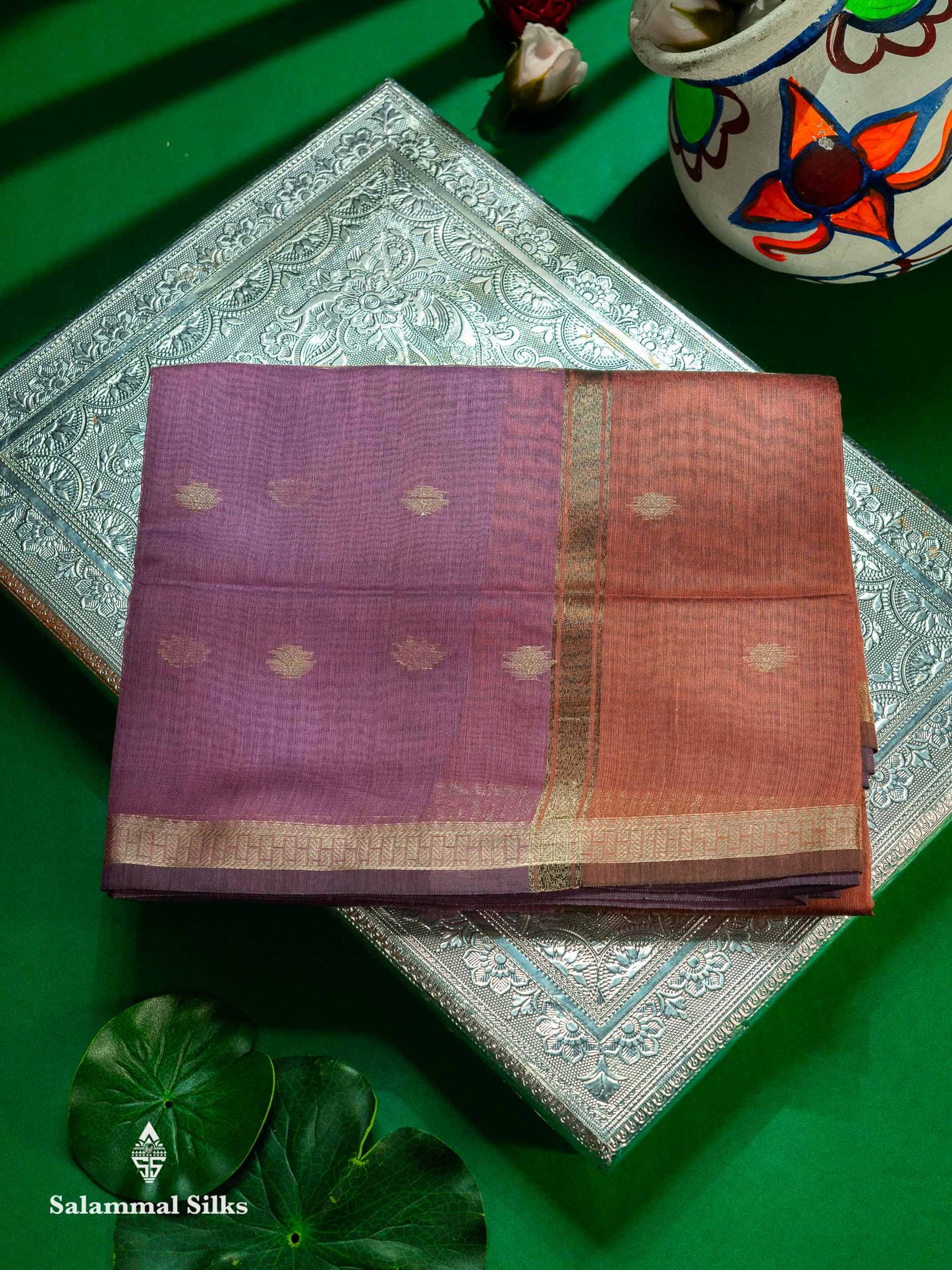 Beautiful Grey Zari Butta Maheshwar Cotton Saree With Contrast Manthulir Green Blouse