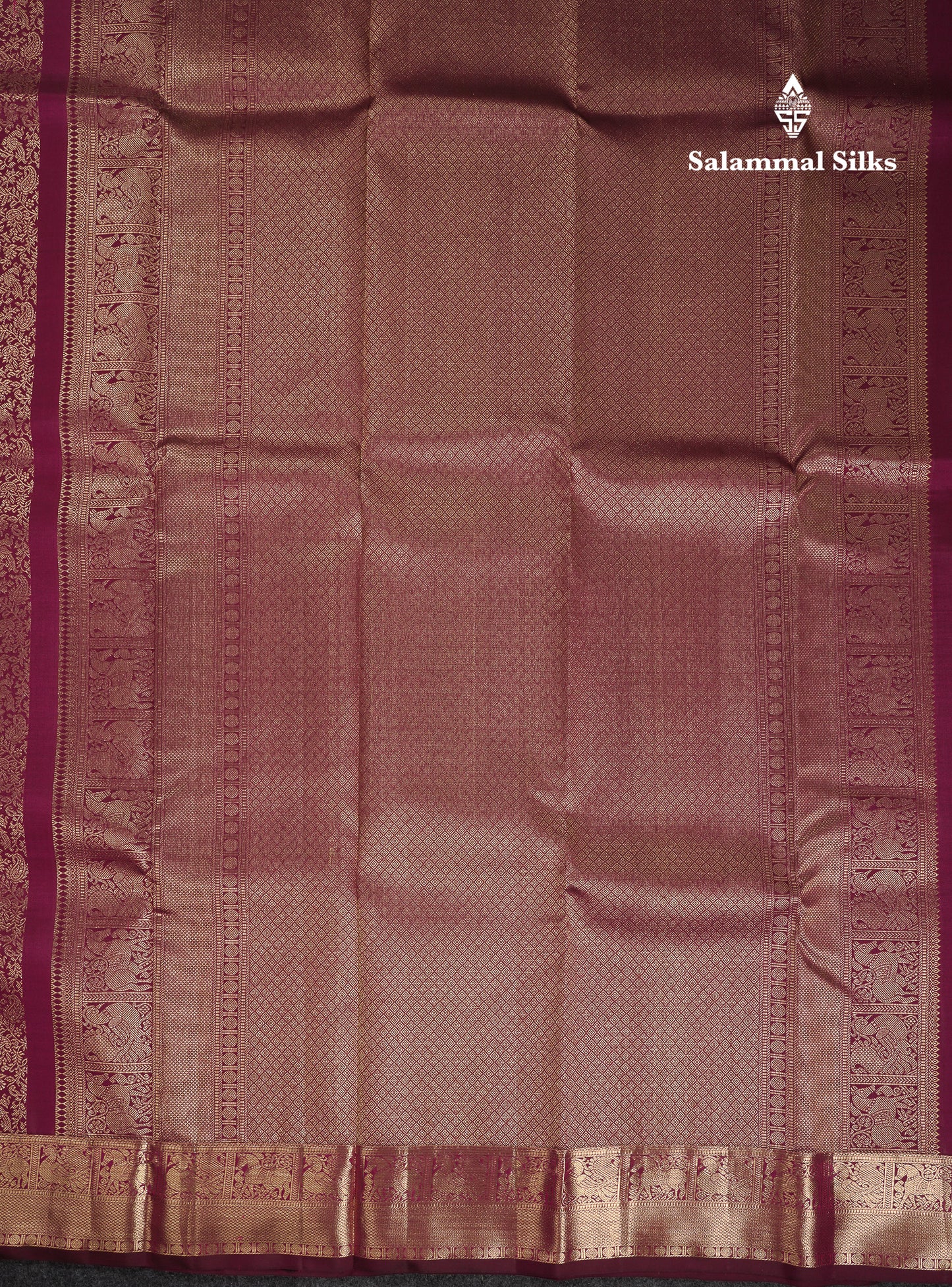 Beautiful Dark Magenta Bridal Pure Kanjivaram Silk Saree With Traditional Medium Border