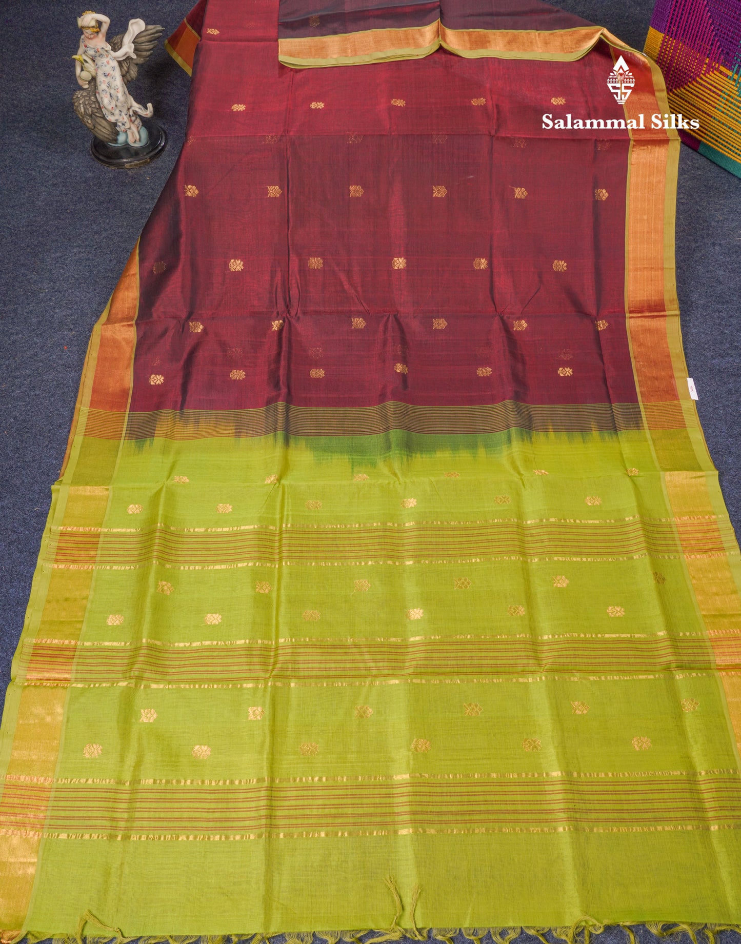 Dark Maroon Pure Silk Cotton Saree With Contrast Parrot Green Blouse