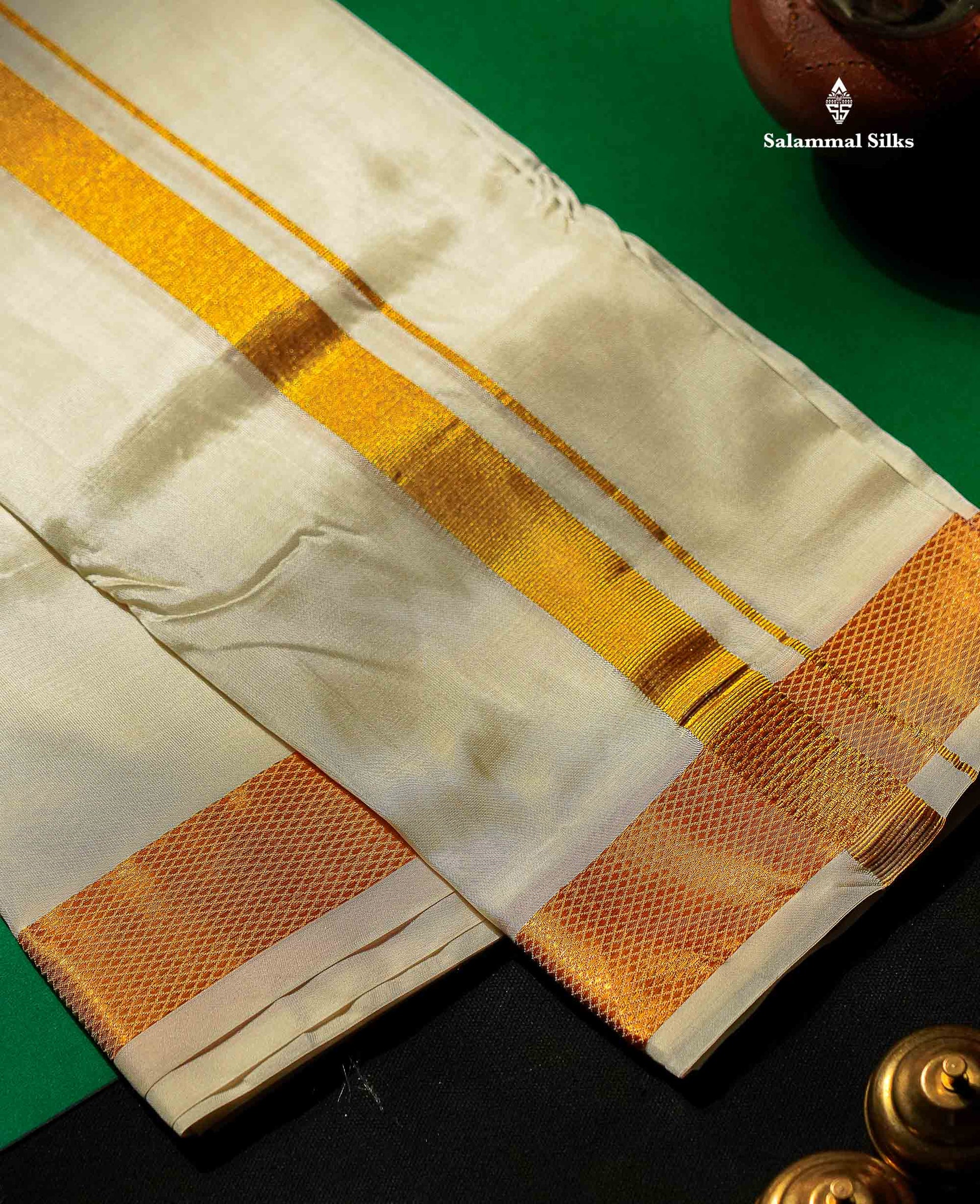 Asha Mix Dhoti - Cream White With Gold Zari Border | 8 Muzham