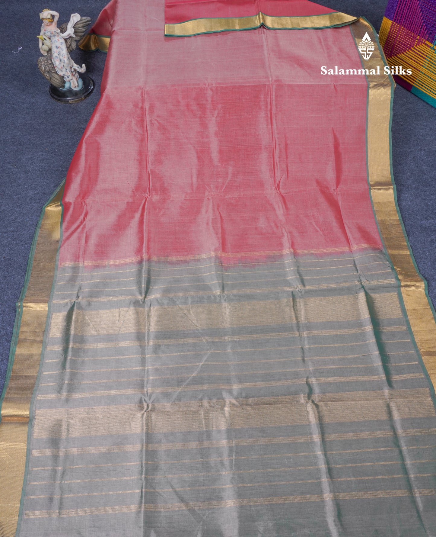 Onion Pink Pure Silk Cotton Saree With Contrast Light Green Blouse