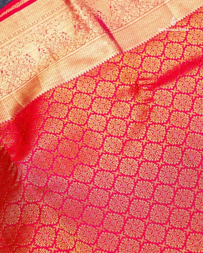 Bridal Pure Kanjivaram Silk Saree - Pinkish Red Colour Body With Traditional Border