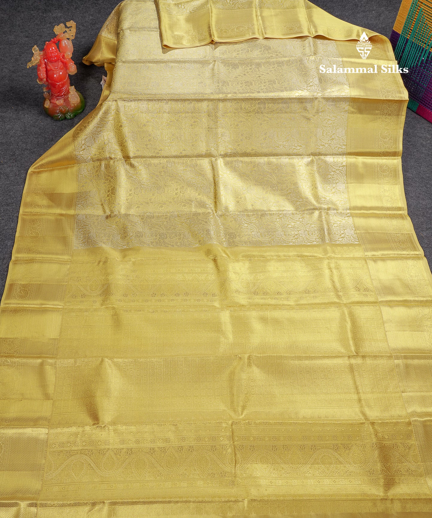 Beautiful Gold Tissue Bridal Pure Kanjivaram Silk Saree With Traditional Border