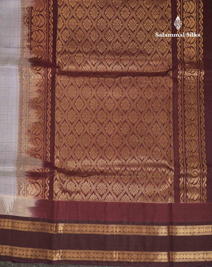 Beautiful Light Grey Pure Silk Cotton Saree With Contrast Dark Purple Traditional Rettapet Border