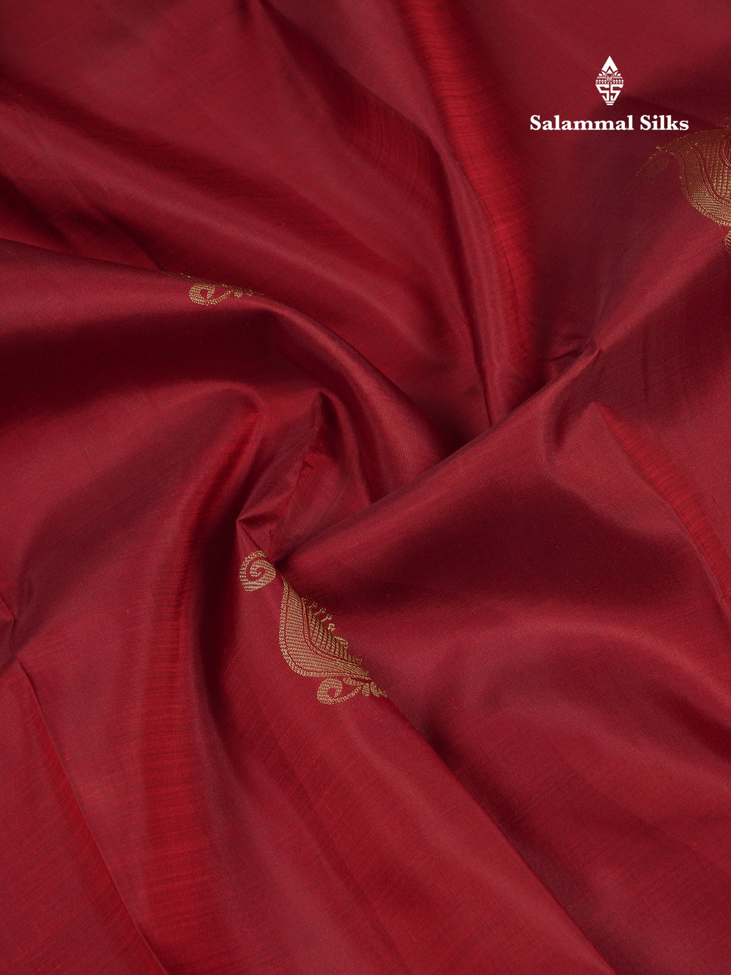 Beautiful Maroon Pure Kanjivaram Silk Saree With Contrast Chilly Red Traditional Pallaku Border