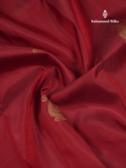 Beautiful Maroon Pure Kanjivaram Silk Saree With Contrast Chilly Red Traditional Pallaku Border