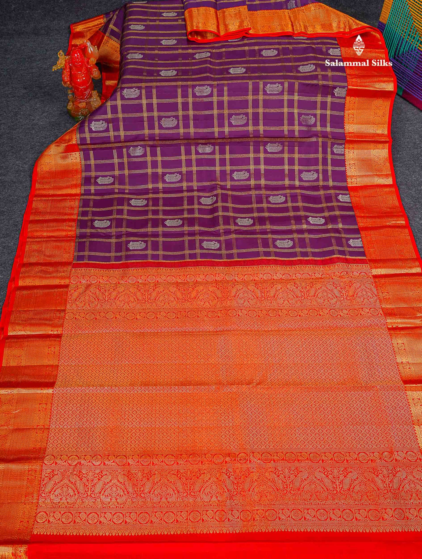 Korvai Pure Kanjivaram Silk Saree - Dark Purple Colour Body Checks With Butta & Contrast Chilly Red Traditional Border