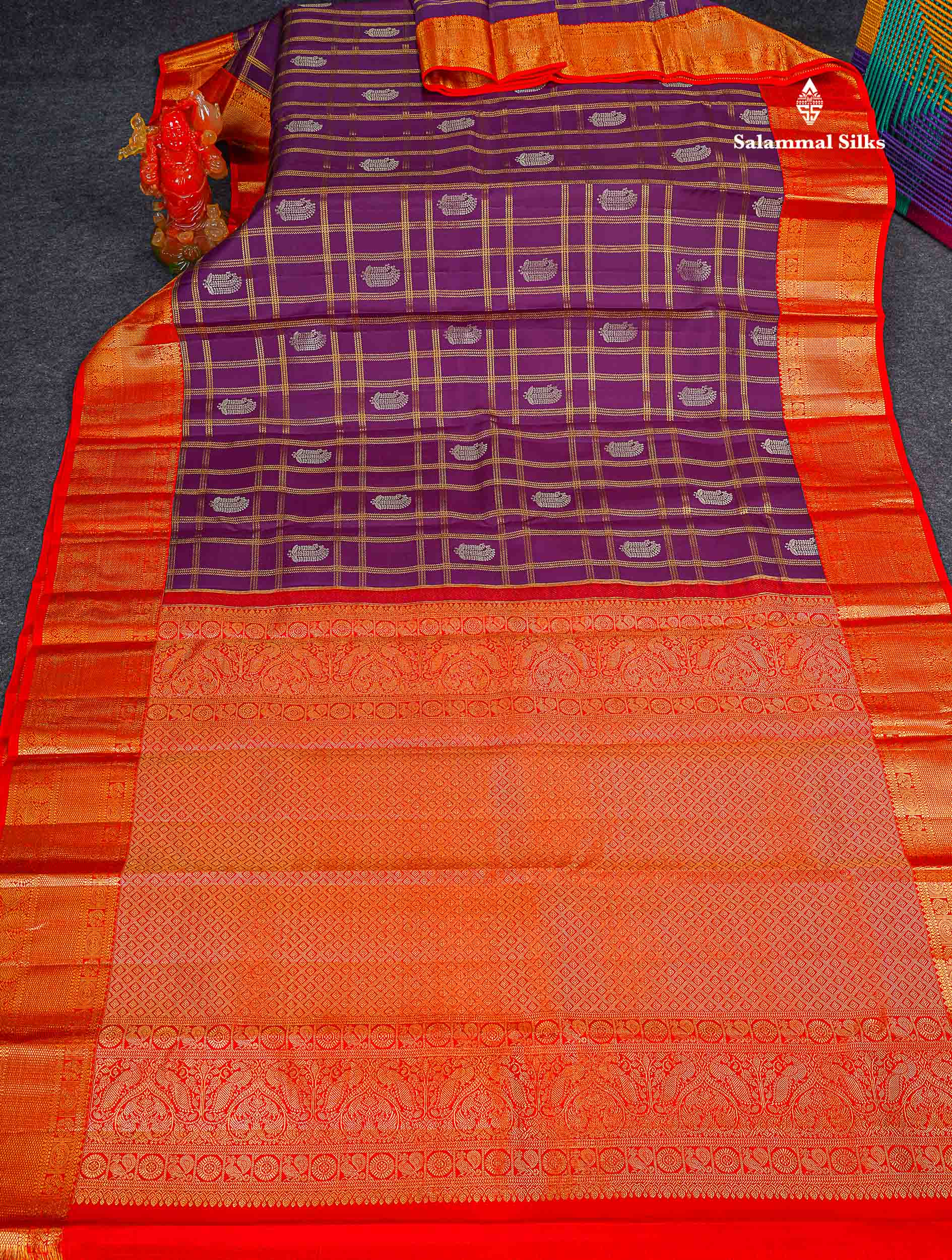 Korvai Pure Kanjivaram Silk Saree - Dark Purple Colour Body Checks With Butta & Contrast Chilly Red Traditional Border