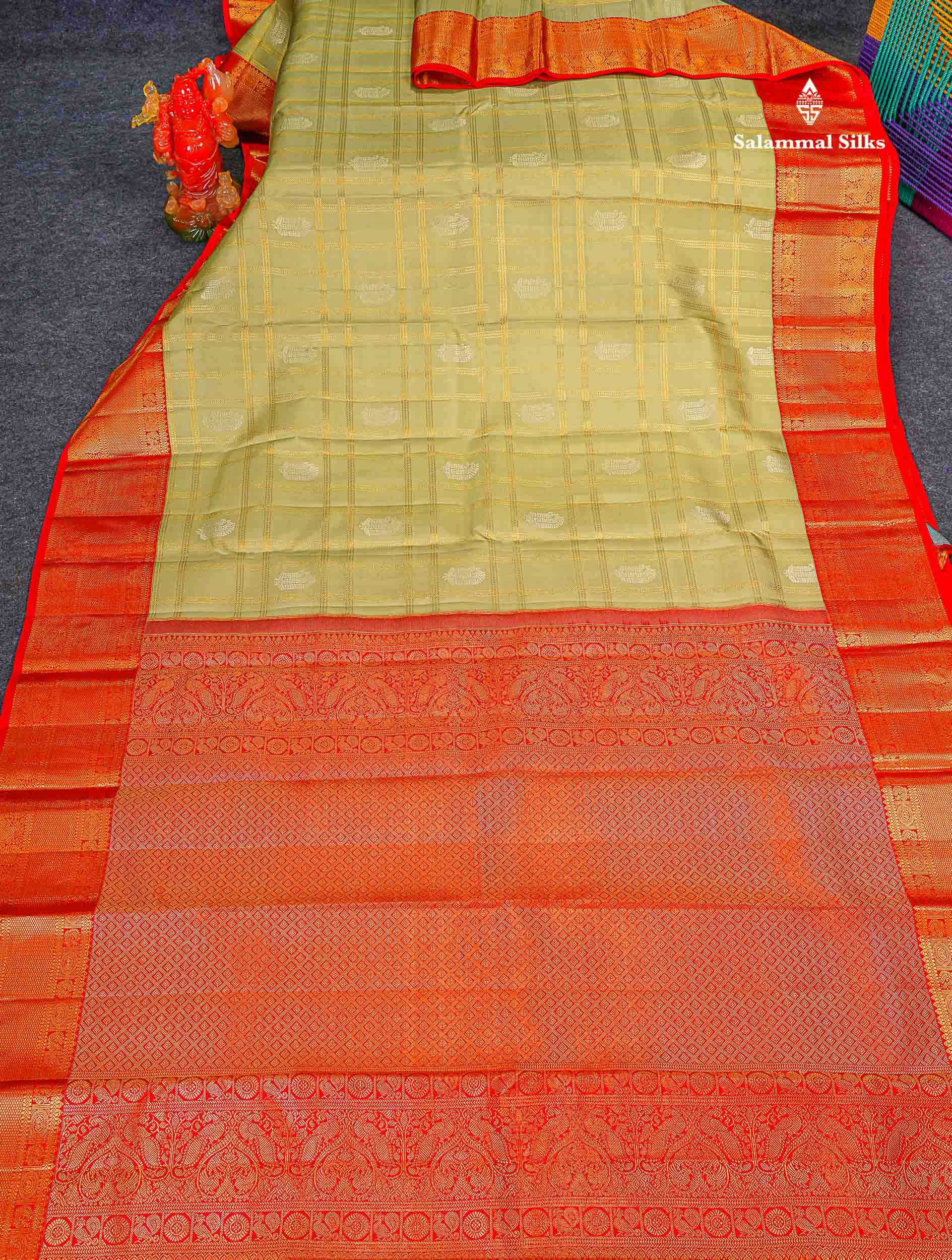 Korvai Pure Kanjivaram Silk Saree - Pista Green Colour Body Checks With Butta & Contrast Chilly Red Traditional Border