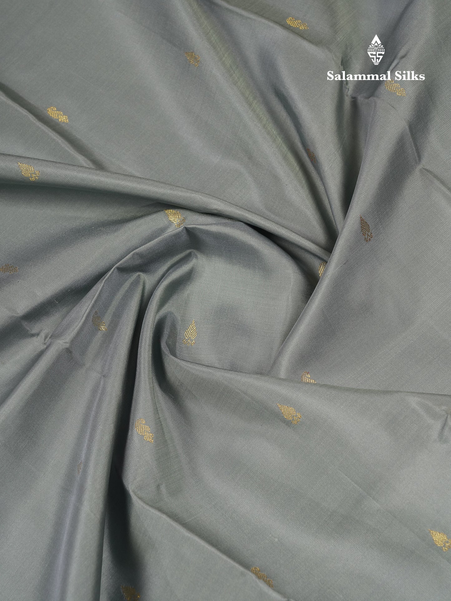 Beautiful Grey Pure Kanjivaram Silk Saree With Contrast Light Violet Traditional Medium Border