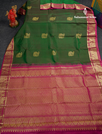 Beautiful Maroon Pure Kanjivaram Silk Saree With Contrast Chilly Red Traditional Pallaku Border