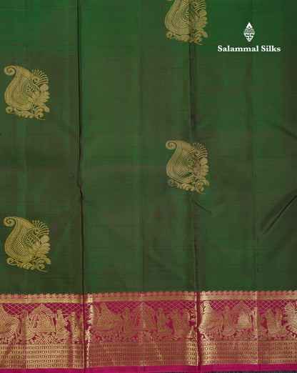 Beautiful Maroon Pure Kanjivaram Silk Saree With Contrast Chilly Red Traditional Pallaku Border