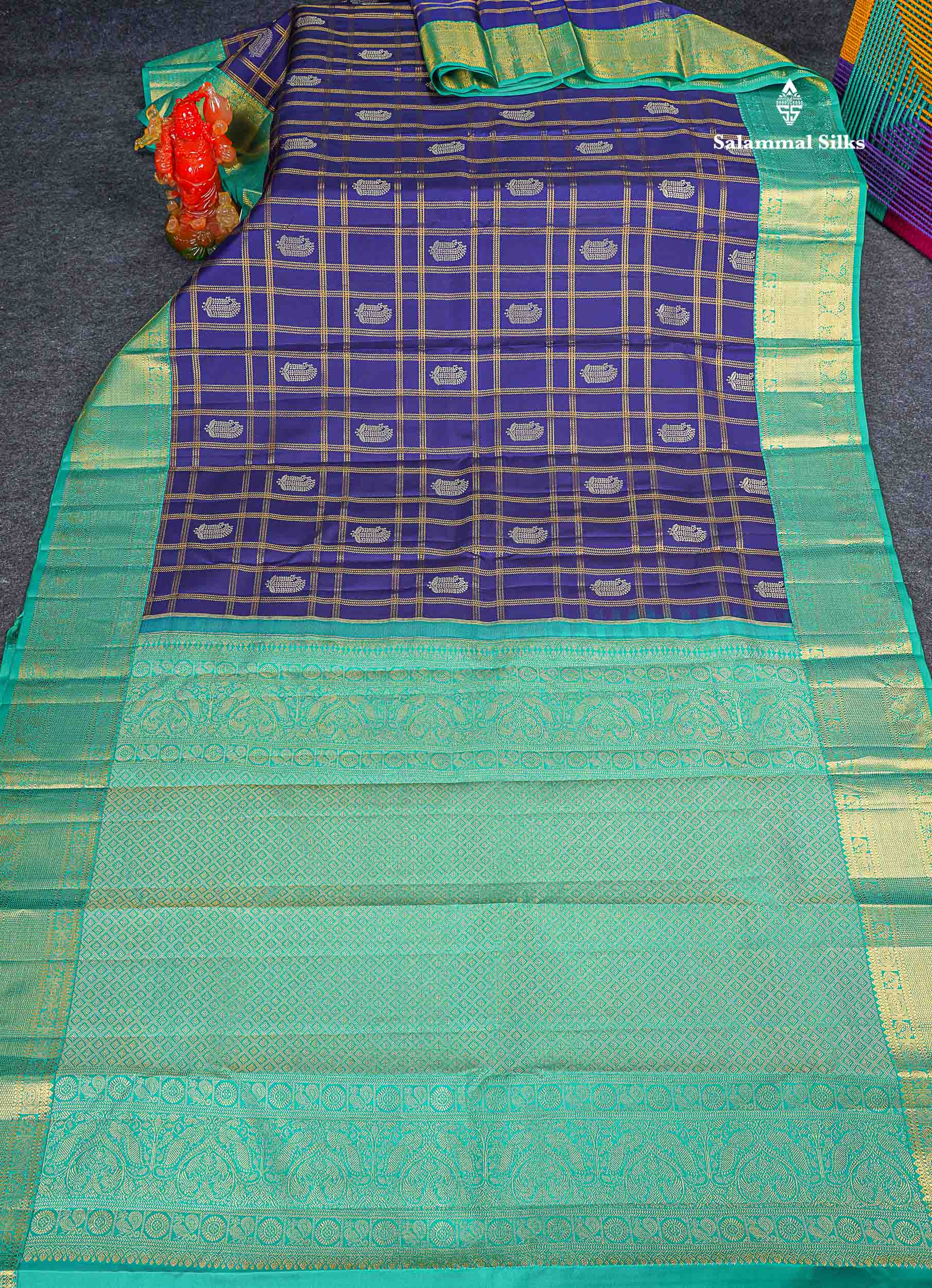 Korvai Pure Kanjivaram Silk Saree - Navy Blue Colour Body Checks With Butta & Contrast Teal Green Traditional Border 