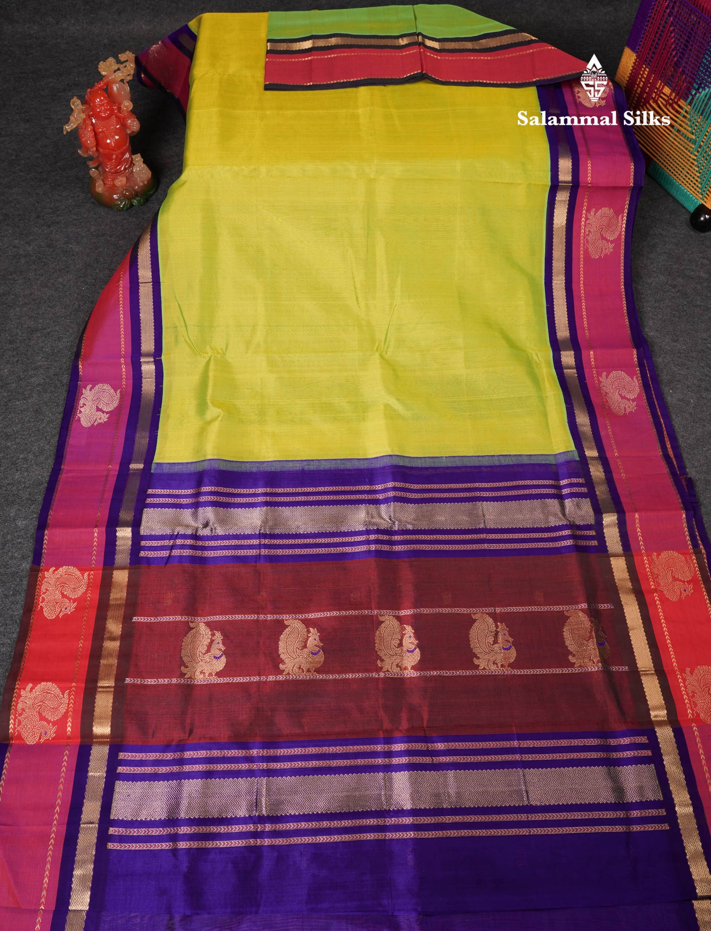 Beautiful Dual Tone Mathulir Green Pure Silk Cotton Saree With Contrast Pink Traditional Menakari Work Border