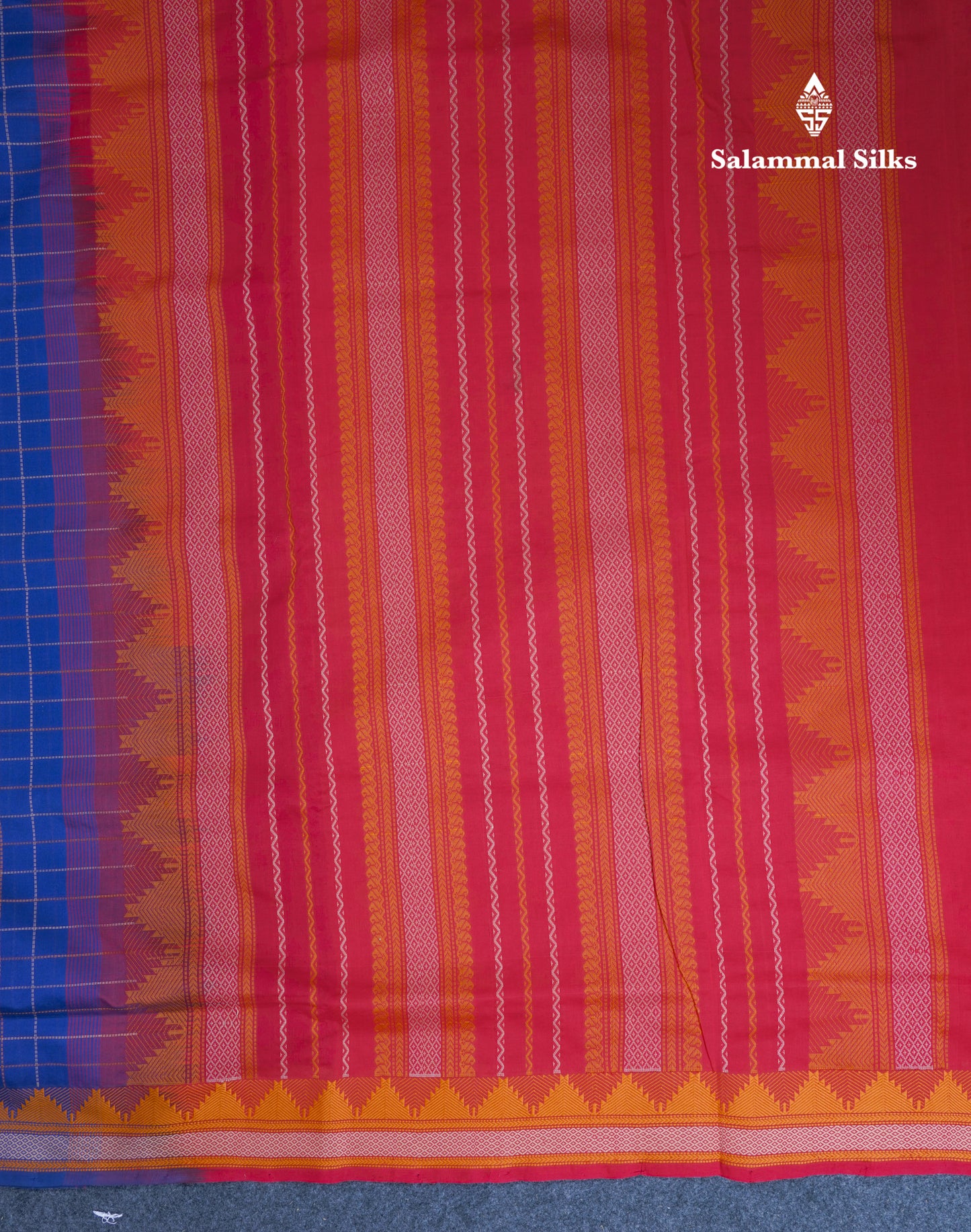 Navy Blue Thread Work Checks Pure Silk Cotton Saree With Contrast Reddish Maroon Blouse