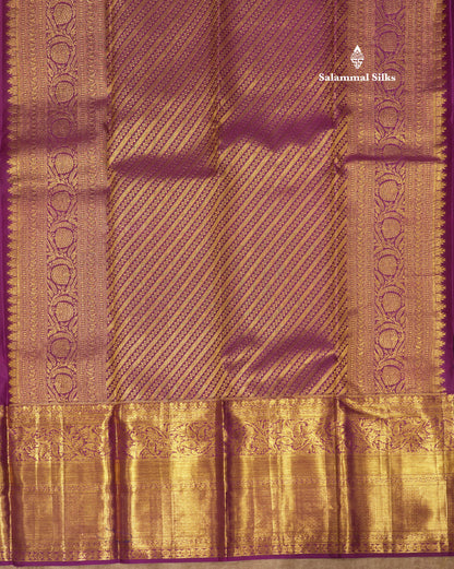 Pista Green Colour Pure Kanjivaram Silk Saree With Contrast Vadamalli Border