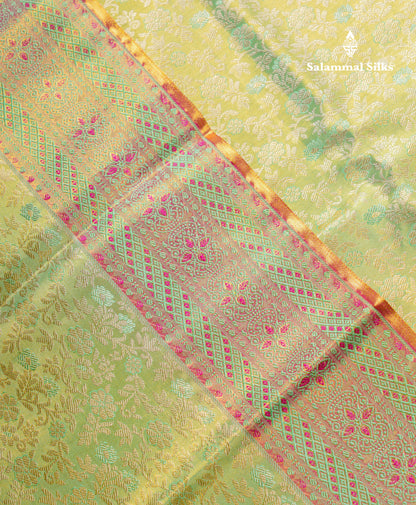 Beautiful Parrot Green Tissue Bridal Pure Kanjivaram Silk Saree With Contrast Pink Fancy Evening Morning Border