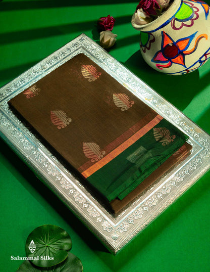 Beautiful Mehandi Green Silver & Copper Zari Butta SICO Cotton Saree With Contrast Bottle Green Border