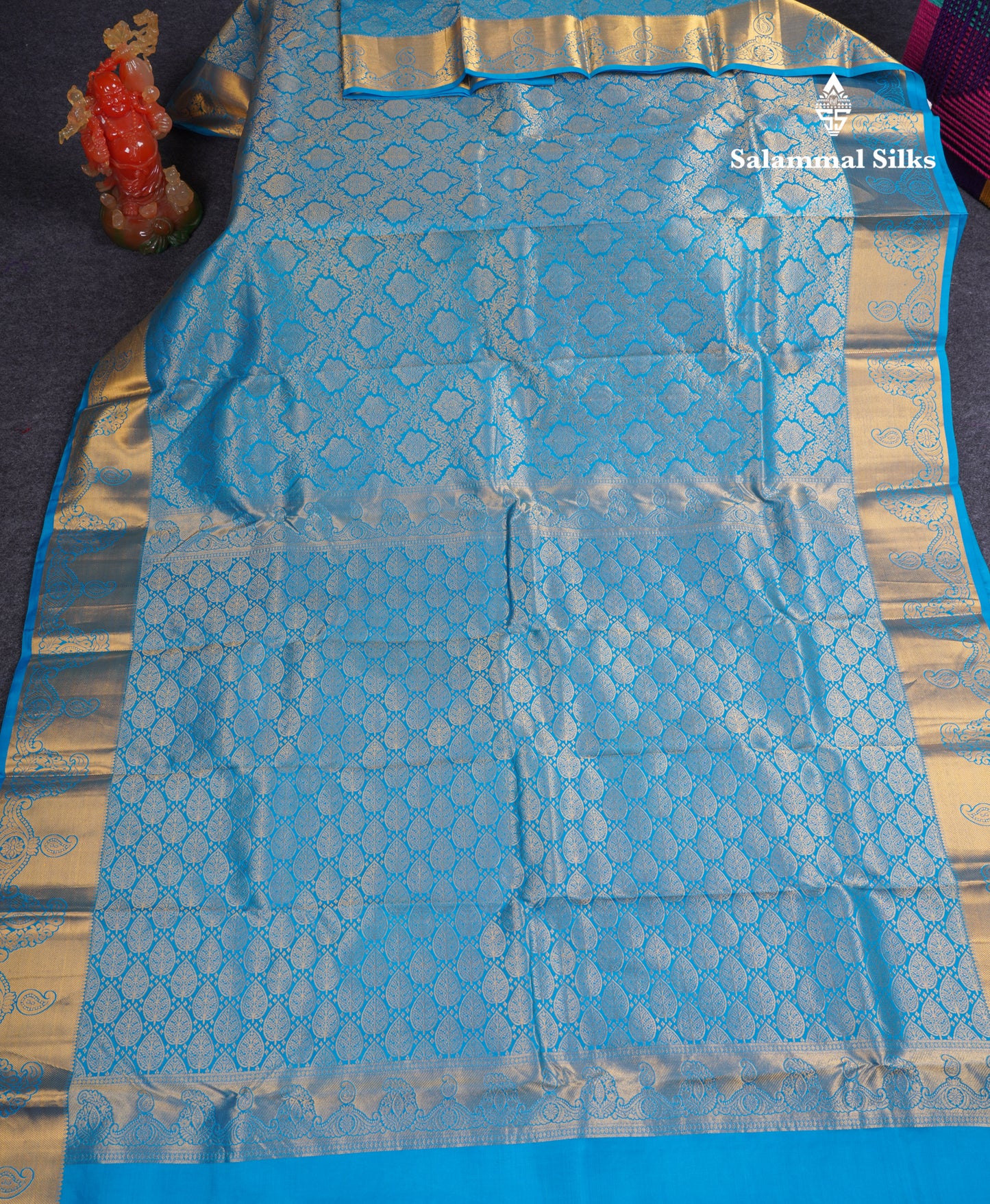 Beautiful Blue Bridal Pure Kanjivaram Silk Saree With Traditional Border