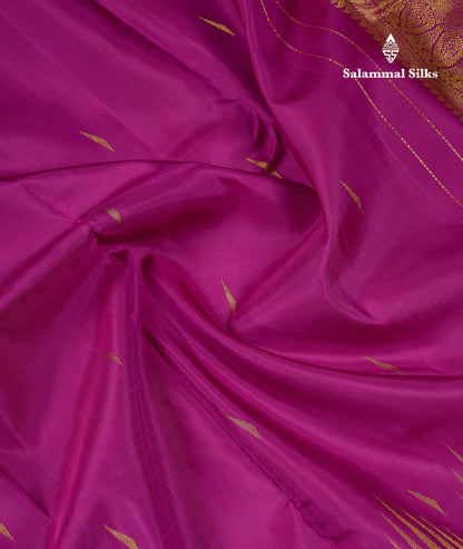 Beautiful Vadamalli Pure Kanjivaram Silk Saree With Traditional Border