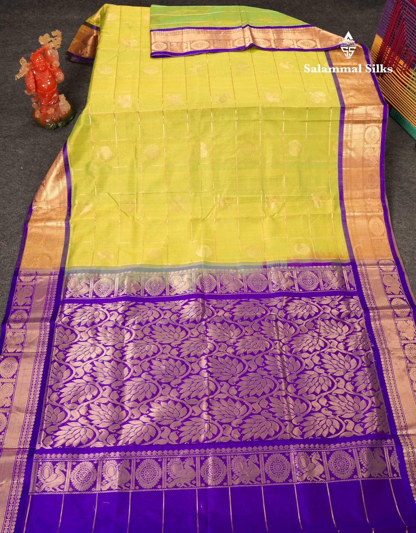 Beautiful Bottle Green Zari Checks Pure Silk Cotton Saree With Contrast Dual Tone Red Traditional Border
