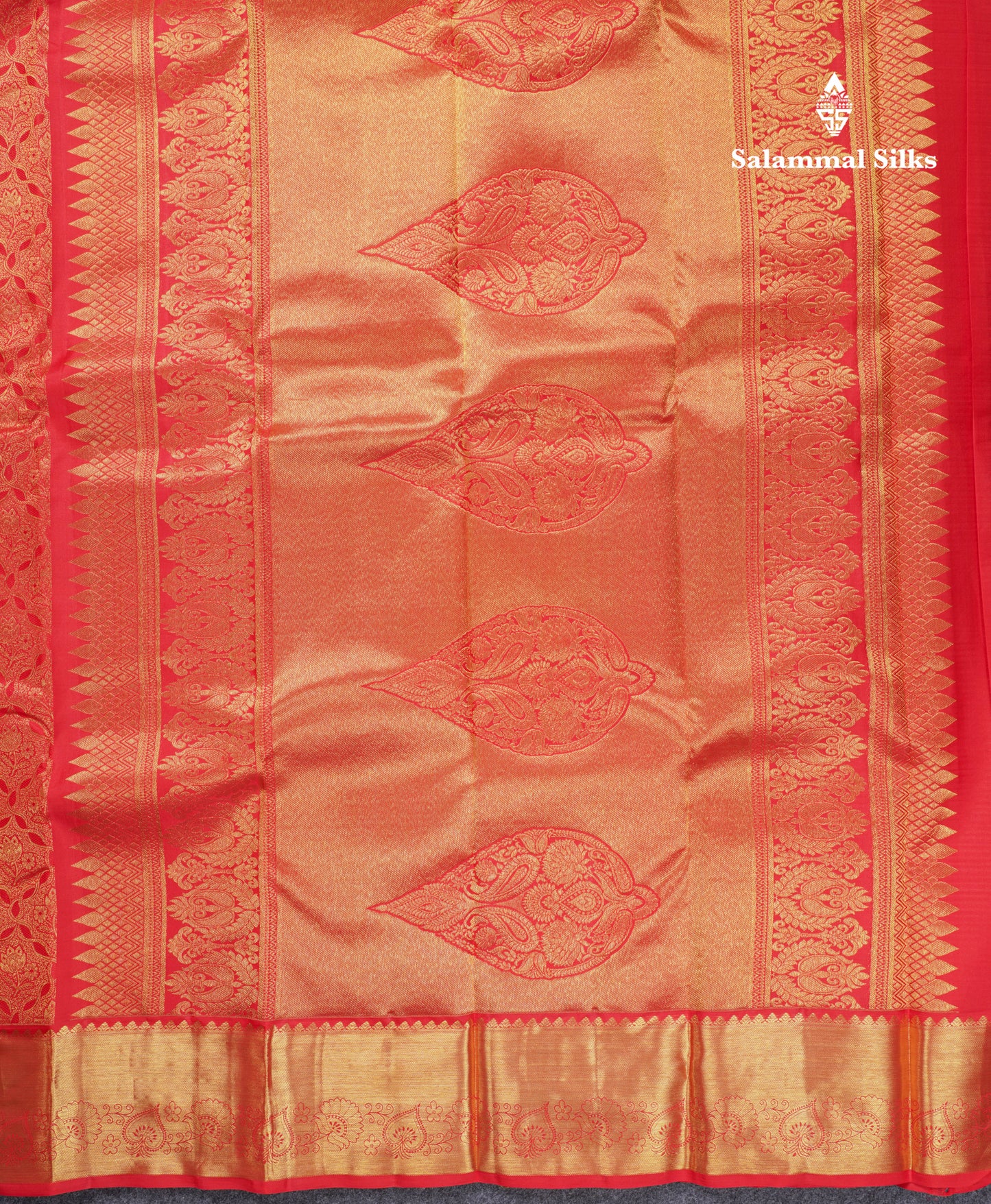 Beautiful Chilly Red Bridal Pure Kanjivaram Silk Saree With Traditional Border