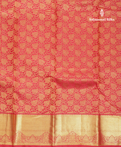 Beautiful Chilly Red Bridal Pure Kanjivaram Silk Saree With Traditional Border