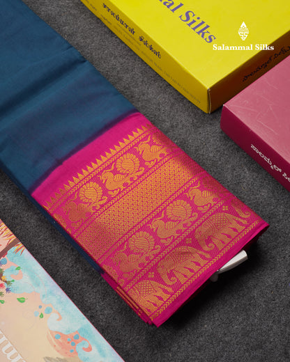 Beautiful Half White Plain Sungudi Cotton Saree With Contrast Bottle Green Traditional Long Border