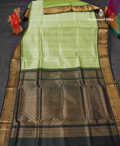 Beautiful Pista Green Pure Silk Cotton Saree With Contrast Dark Bottle Green Traditional Border