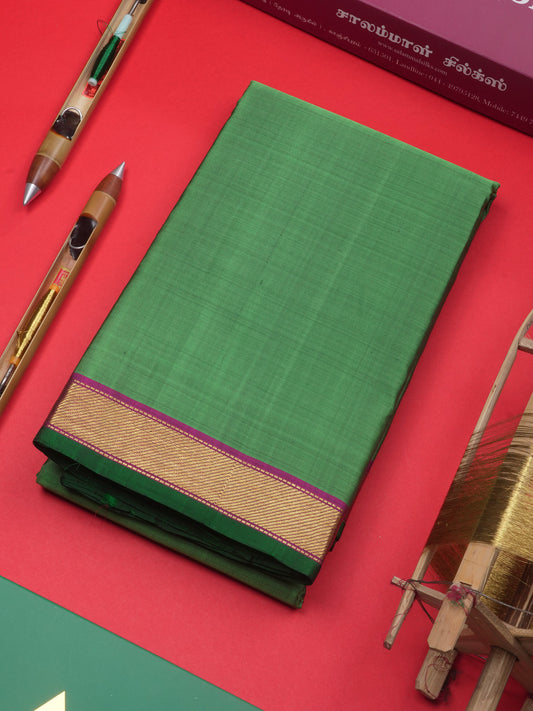 Kanjivaram Beautiful Green Plain Pure Silk Saree With Small Magenta Border