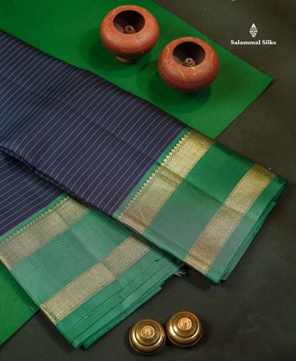 Beautiful Navy Blue Pure Kanjivaram Silk Saree With Contrast Sapphire Green Traditional Rettapet Border